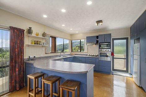 Photo of property in 2 Puketai Place, Pukerua Bay, 5026