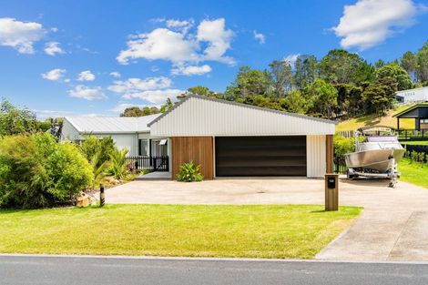 Photo of property in 133 Estuary Drive, Mangawhai Heads, Mangawhai, 0505