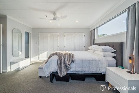 Photo of property in 32 Orr Crescent, Hutt Central, Lower Hutt, 5011