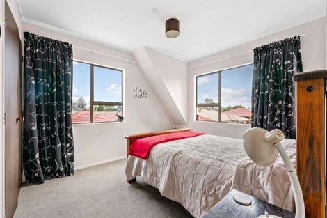 Photo of property in 4/87 Victoria Road, Papatoetoe, Auckland, 2025