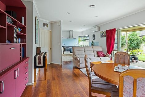 Photo of property in 10 Malbec Way, Greenmeadows, Napier, 4112