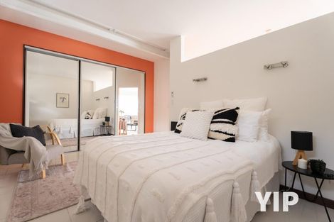 Photo of property in 41a Tamworth Crescent, Newlands, Wellington, 6037