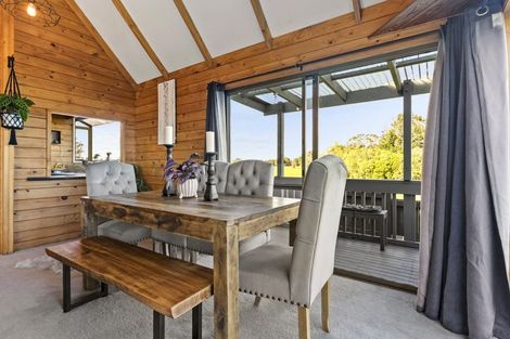 Photo of property in 28a Hoylake Place, Wattle Downs, Auckland, 2103