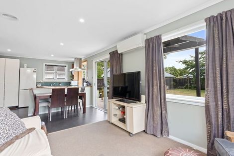 Photo of property in 53 Farrington Avenue, Bishopdale, Christchurch, 8053