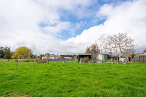 Photo of property in 60 Timaru Road, Waimate, 7924