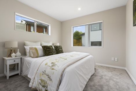 Photo of property in 11a Matisse Drive, West Harbour, Auckland, 0618