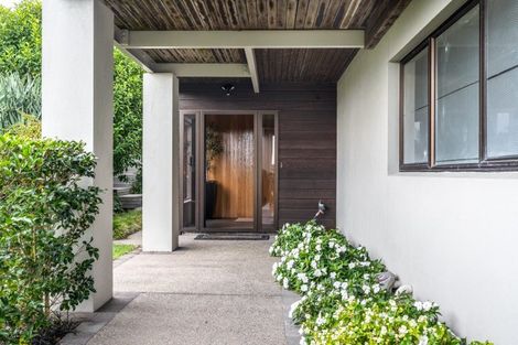 Photo of property in 3 Trident Place, Shelly Park, Auckland, 2014