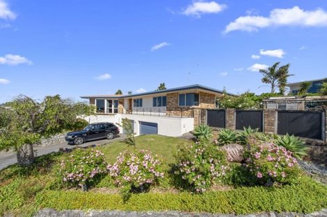 Photo of property in 92 Whatawhata Road, Dinsdale, Hamilton, 3204