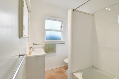 Photo of property in 2/76 Wintere Road, Papatoetoe, Auckland, 2025