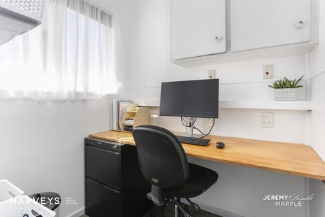 Photo of property in 3 Tauhara Street, Green Bay, Auckland, 0604