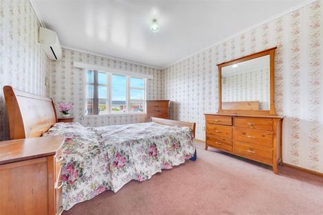 Photo of property in 2/116 Wallace Road, Papatoetoe, Auckland, 2025