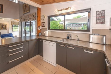 Photo of property in 24 Aiken Road, Saint Johns Hill, Whanganui, 4501