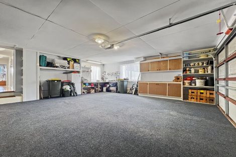 Photo of property in 12 Frank Place, Hillpark, Auckland, 2102