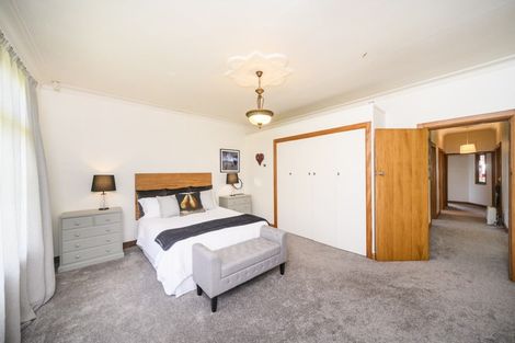 Photo of property in 32 Rangitira Avenue, Palmerston North, 4414