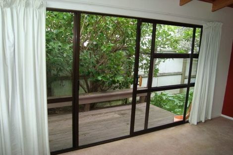 Photo of property in 5/38 Mahara Avenue, Birkenhead, Auckland, 0626