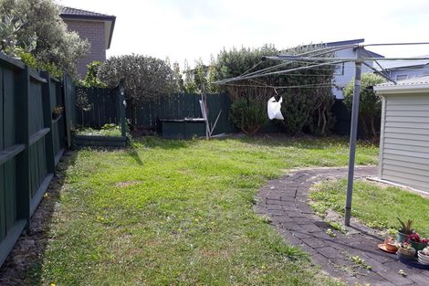 Photo of property in 39 Titoki Street, Te Atatu Peninsula, Auckland, 0610