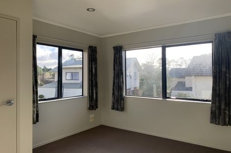 Photo of property in 4 Newfound Way, Glen Eden, Auckland, 0602