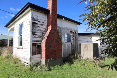 Photo of property in 5 Clark Street, Owaka, 9535