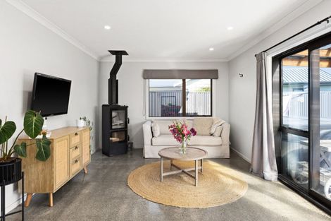 Photo of property in 166 Avondale Road, Greenmeadows, Napier, 4112