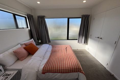 Photo of property in 1/535 Swanson Road, Ranui, Auckland, 0612