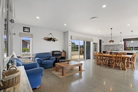 Photo of property in 13 Concordia Drive, Richmond, 7020