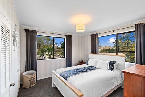 Photo of property in 67 Oreil Avenue, West Harbour, Auckland, 0618