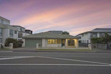 Photo of property in 1/256 Hibiscus Coast Highway, Orewa, 0931