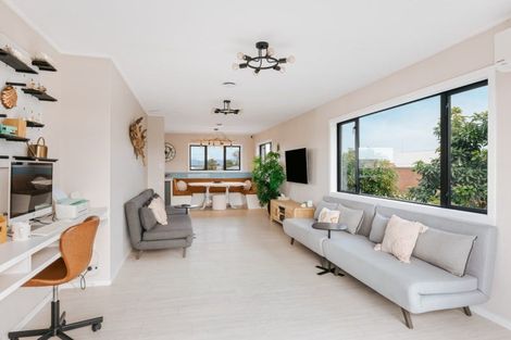 Photo of property in 103b Simpson Road, Papamoa Beach, Papamoa, 3118