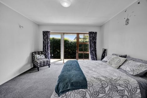 Photo of property in 15 Kauri Street, Inglewood, 4330