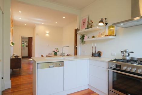 Photo of property in 7 Grandview Crescent, Opoho, Dunedin, 9010