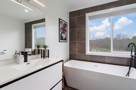 Photo of property in 1108 Churchill Road, Pukekawa, Tuakau, 2696