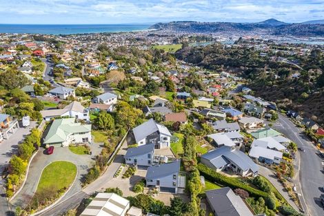 Photo of property in 6a Portland Place, Shiel Hill, Dunedin, 9013
