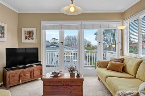 Photo of property in 1/45 Northboro Road, Belmont, Auckland, 0622