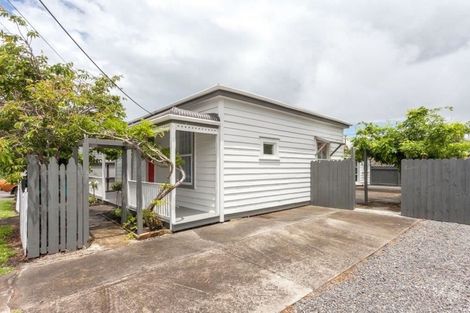 Photo of property in 805 Queen Sh25 Street, Thames, 3500