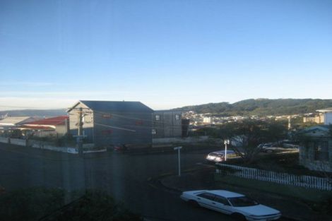 Photo of property in 64 Wright Street, Mount Cook, Wellington, 6021