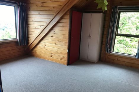 Photo of property in 30 Duncraig Street, Silverstream, Upper Hutt, 5019