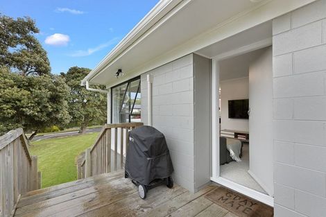 Photo of property in 1/20 Gladys Avenue, Glenfield, Auckland, 0629