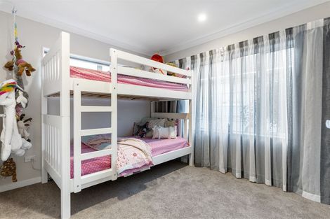 Photo of property in 2a Seine Road, Forrest Hill, Auckland, 0620