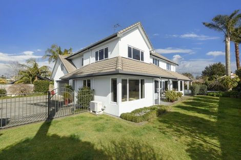Photo of property in 43 Pah Street, Matua, Tauranga, 3110