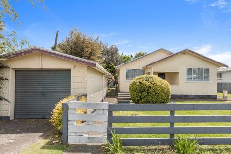 Photo of property in 10 Oturi Road, Waverley, 4510