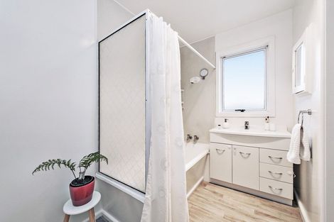 Photo of property in 31 Hounslow Street, Ilam, Christchurch, 8041