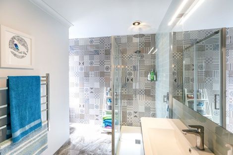 Photo of property in 133 Vivian Street, New Plymouth, 4310