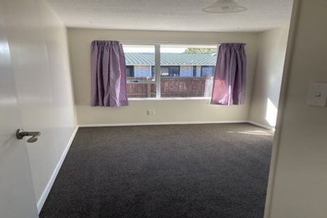 Photo of property in 1/10 Valecrest Avenue, Parklands, Christchurch, 8083