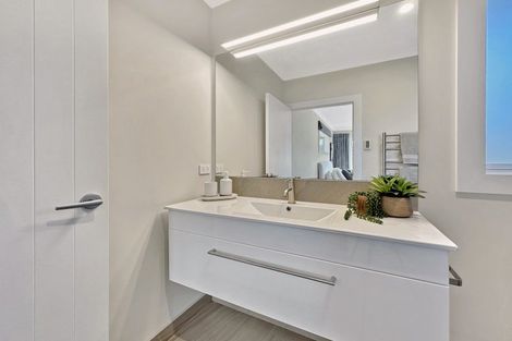Photo of property in 7 Lochinvar Lane, Acacia Bay, Taupo, 3385