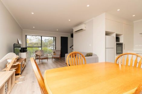 Photo of property in 67 Mettam Drive, Swanson, Auckland, 0614