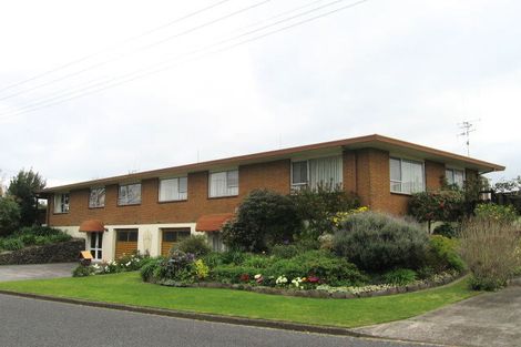 Photo of property in 1 Cooneys Drive, Matua, Tauranga, 3110