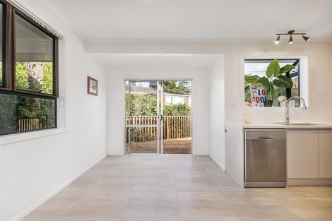 Photo of property in 40 Acacia Road, Torbay, Auckland, 0632