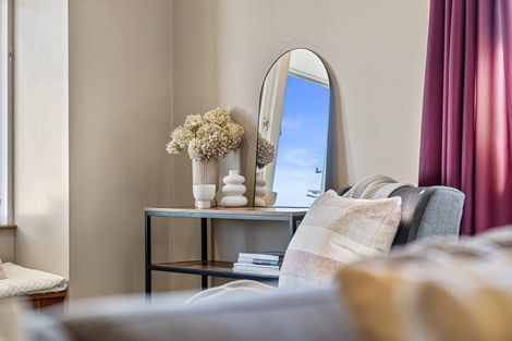 Photo of property in 6 Queen Street, Cambridge, 3434