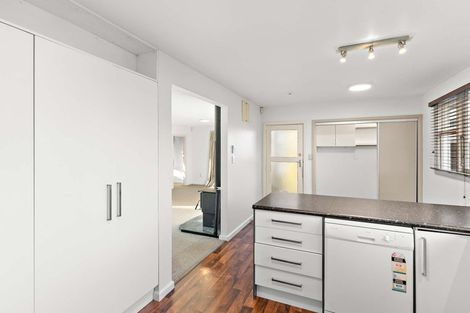 Photo of property in 32 Vagues Road, Northcote, Christchurch, 8052