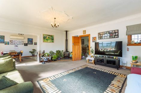 Photo of property in 4 Ranfurly Street, Dannevirke, 4930